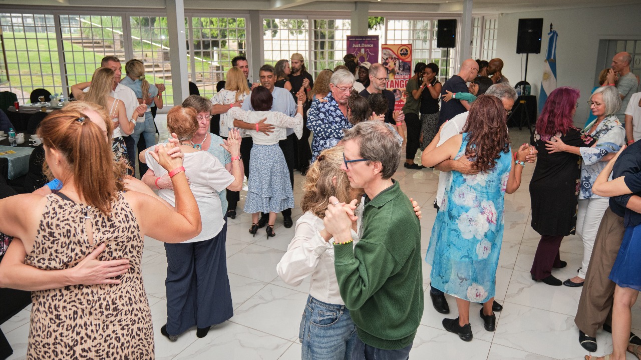 Experience the Heartbeat of Tango